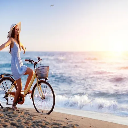 Casa de Férias Spacious With Private Garden *