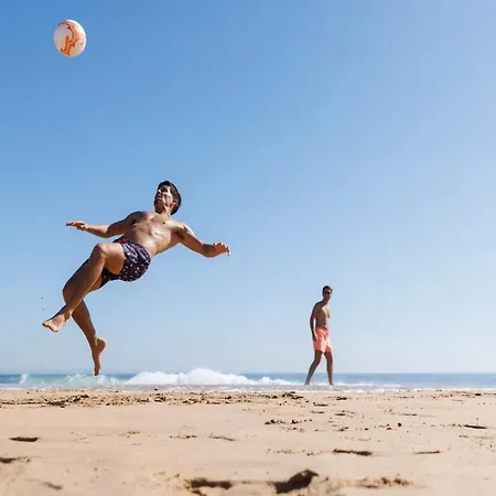 Spacious With Private Garden *