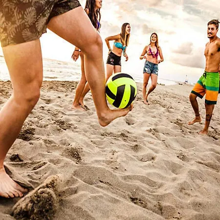 Spacious With Private Garden